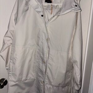 NWT Quince Women Weatherproof Oversized Rain Jacket Frost M